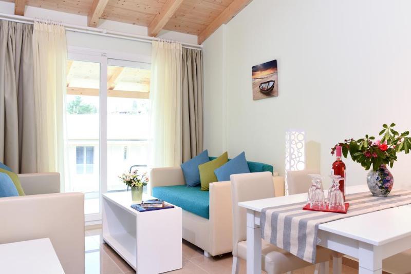 גאוביה Palapart Gikas Suites And Studios מראה חיצוני תמונה