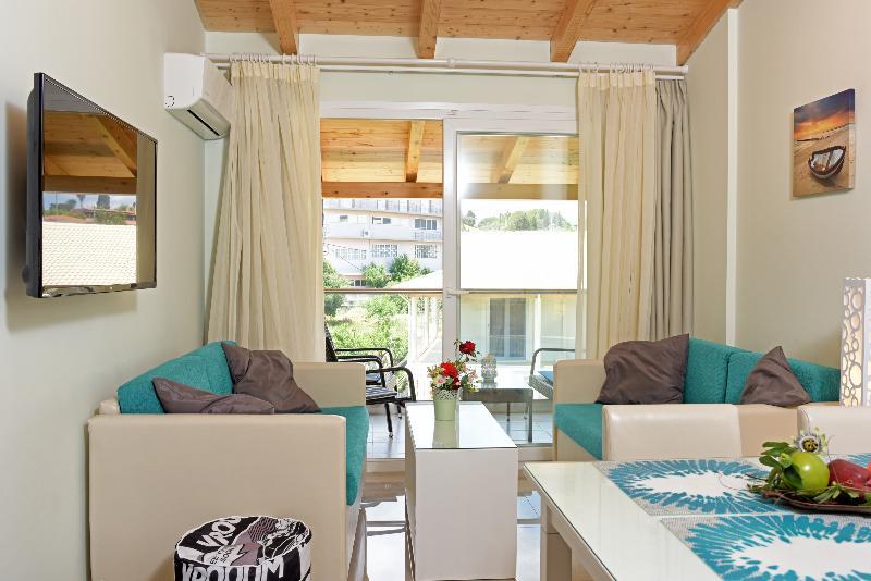 גאוביה Palapart Gikas Suites And Studios מראה חיצוני תמונה