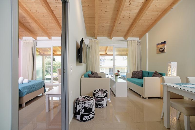 גאוביה Palapart Gikas Suites And Studios מראה חיצוני תמונה